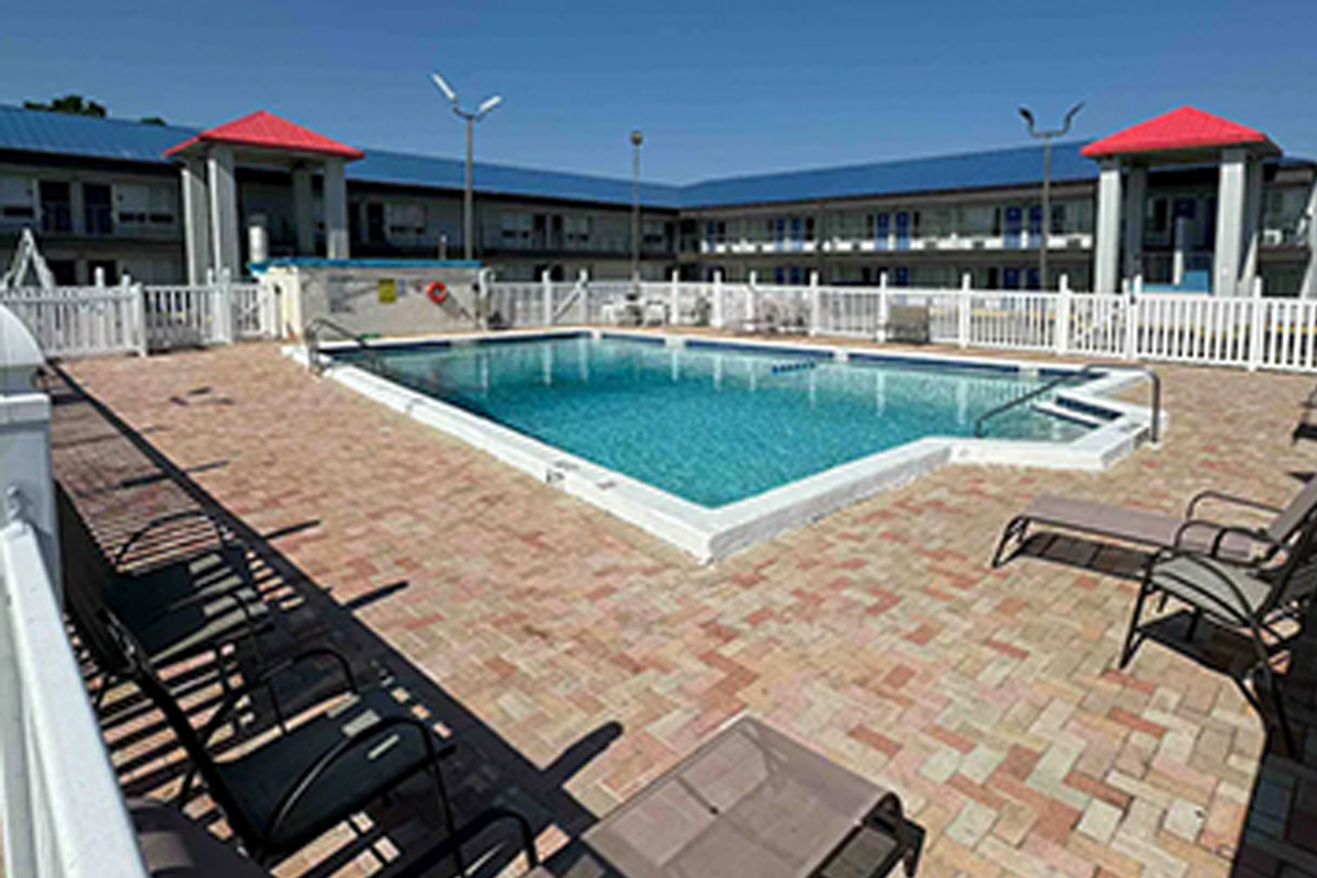 Outdoor swimming pool